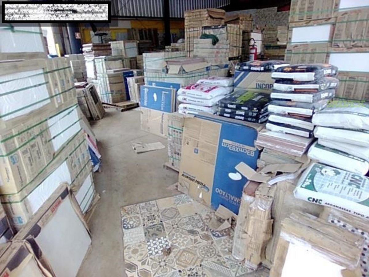 Ceramic floors